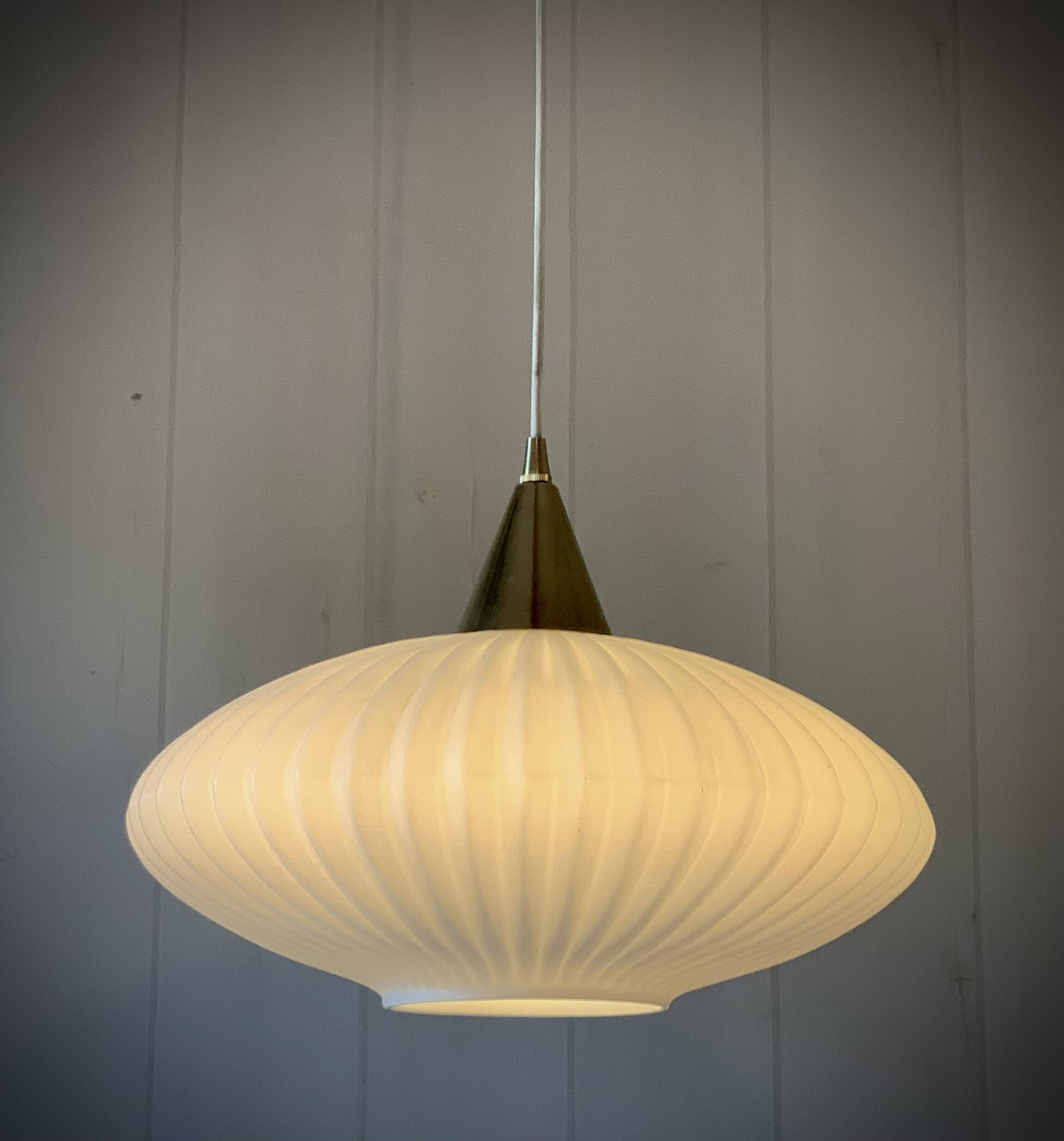 Large Scandinavian pendant light in striated opaline and brass from the 60s