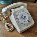 Vintage phone 1975