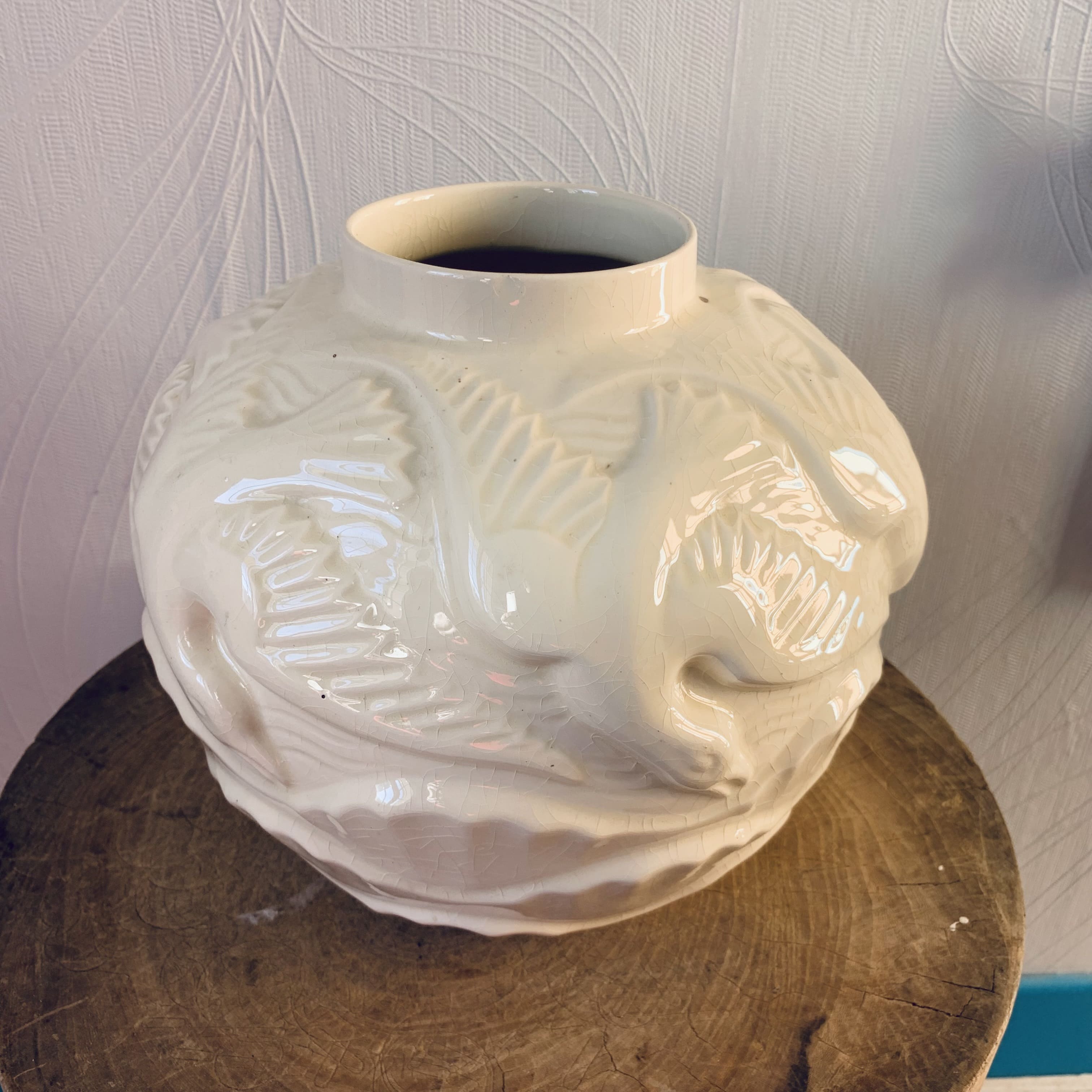 Vase boule art déco modèle "mouettes" de charles catteau - boch frères keramis