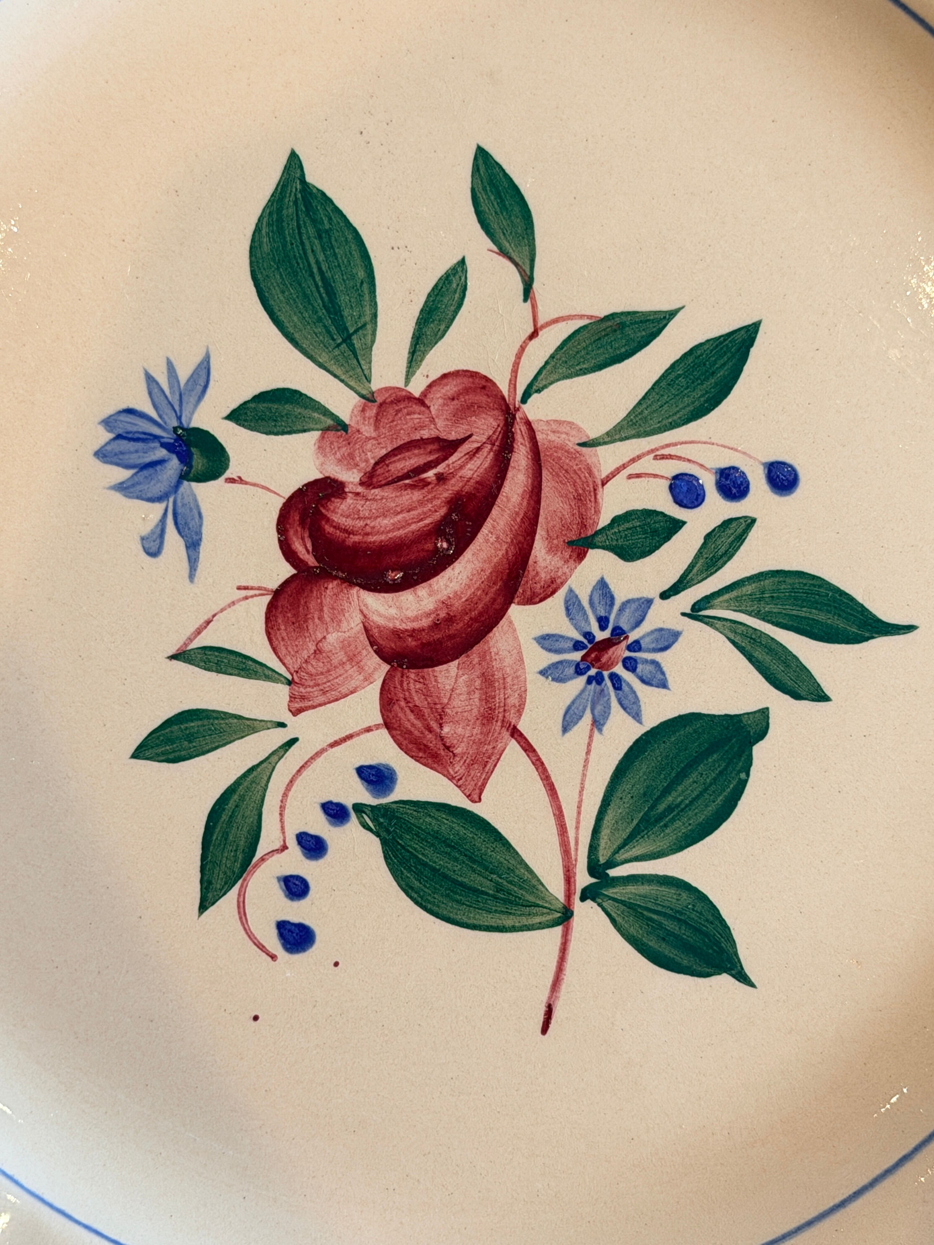 Set of 13 flat plates - hand-painted - Sarreguemines