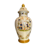 Potiche in earthenware decoration Old Moustiers XVIIIth