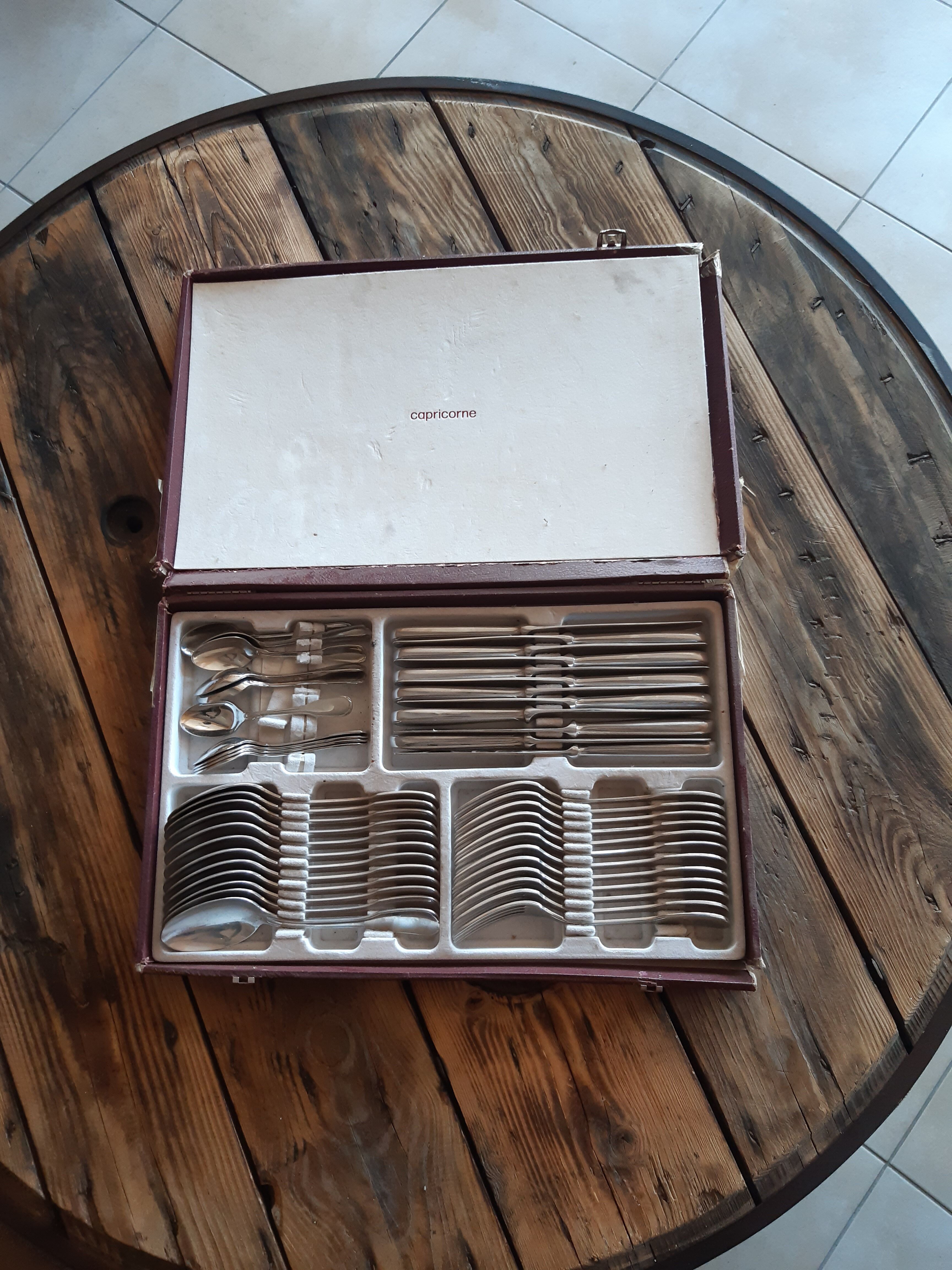 Christofle housewife