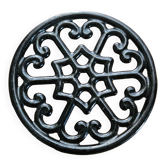 Black cast iron trifle