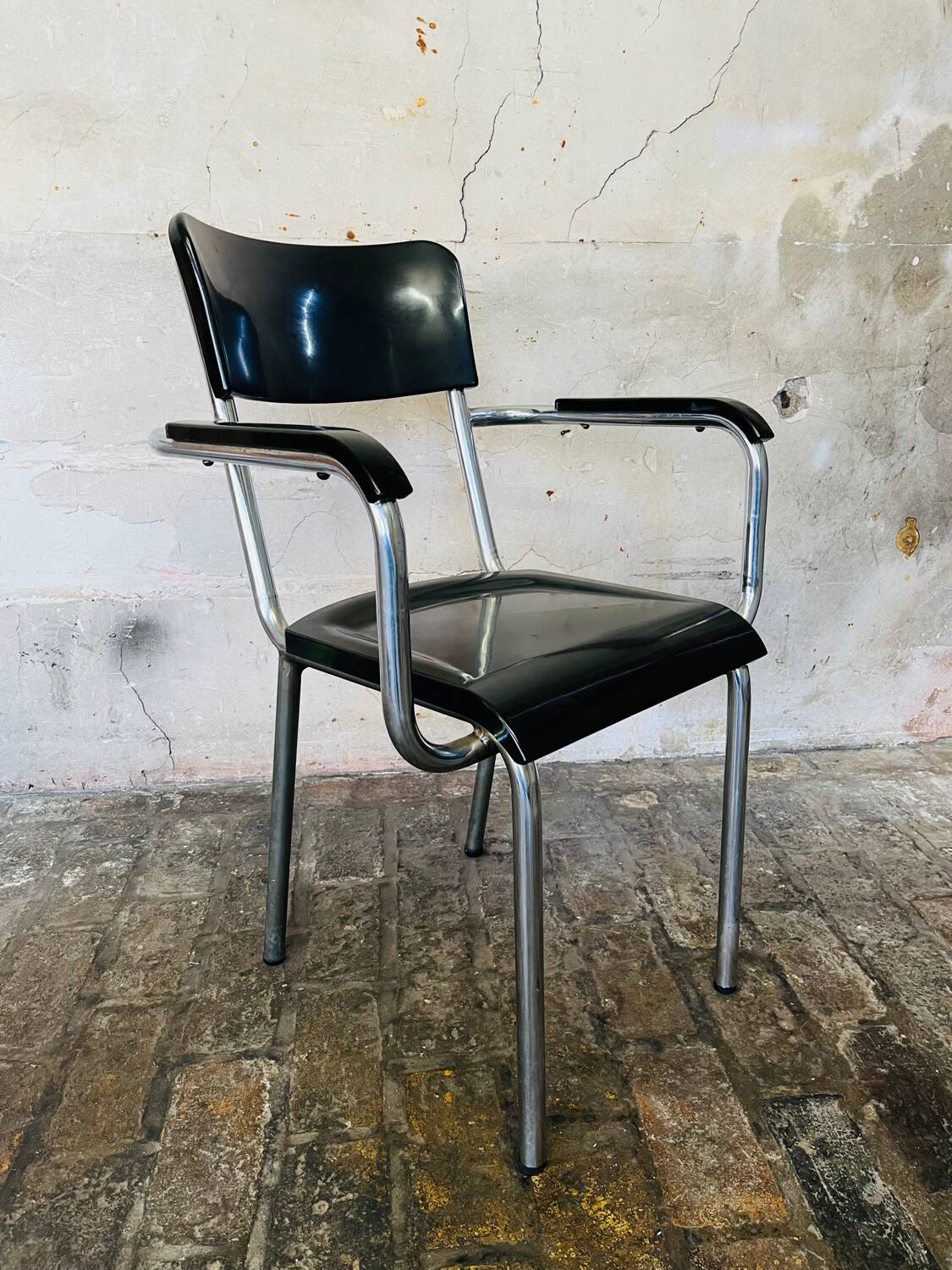 Bakelite tubular armchair Bauhaus modernist René Herbst 1930 1940