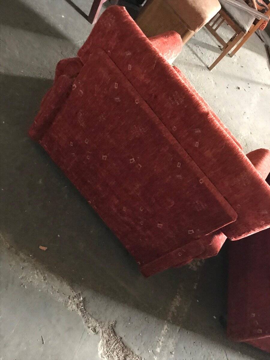 Set of 2 red Mid-Century fabric armchairs, 1960s — complete restoration