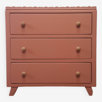 Vintage chest of drawers