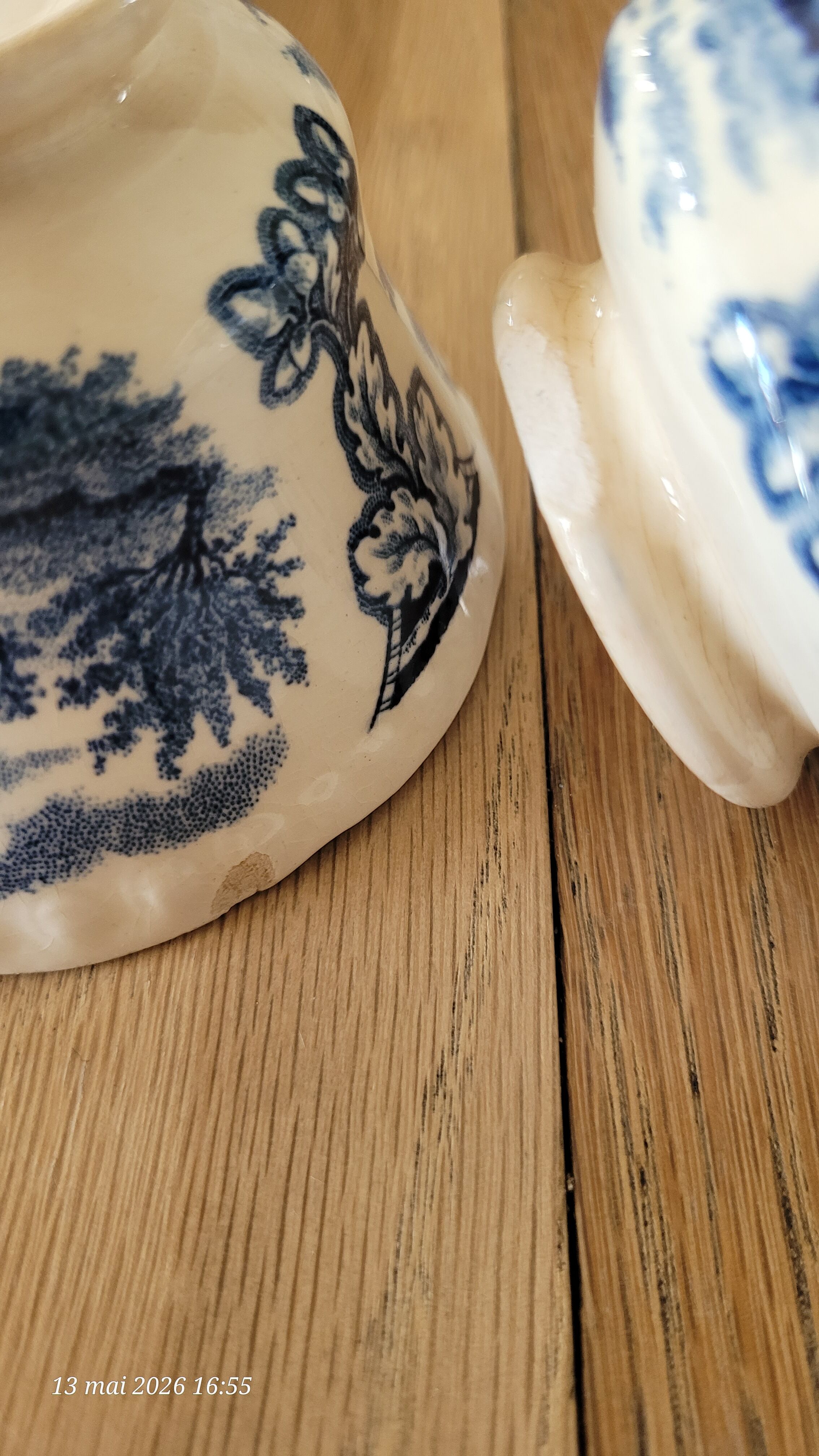 4 tasses anciennes Sté Céramique Maestricht Boerenhoeve bleues