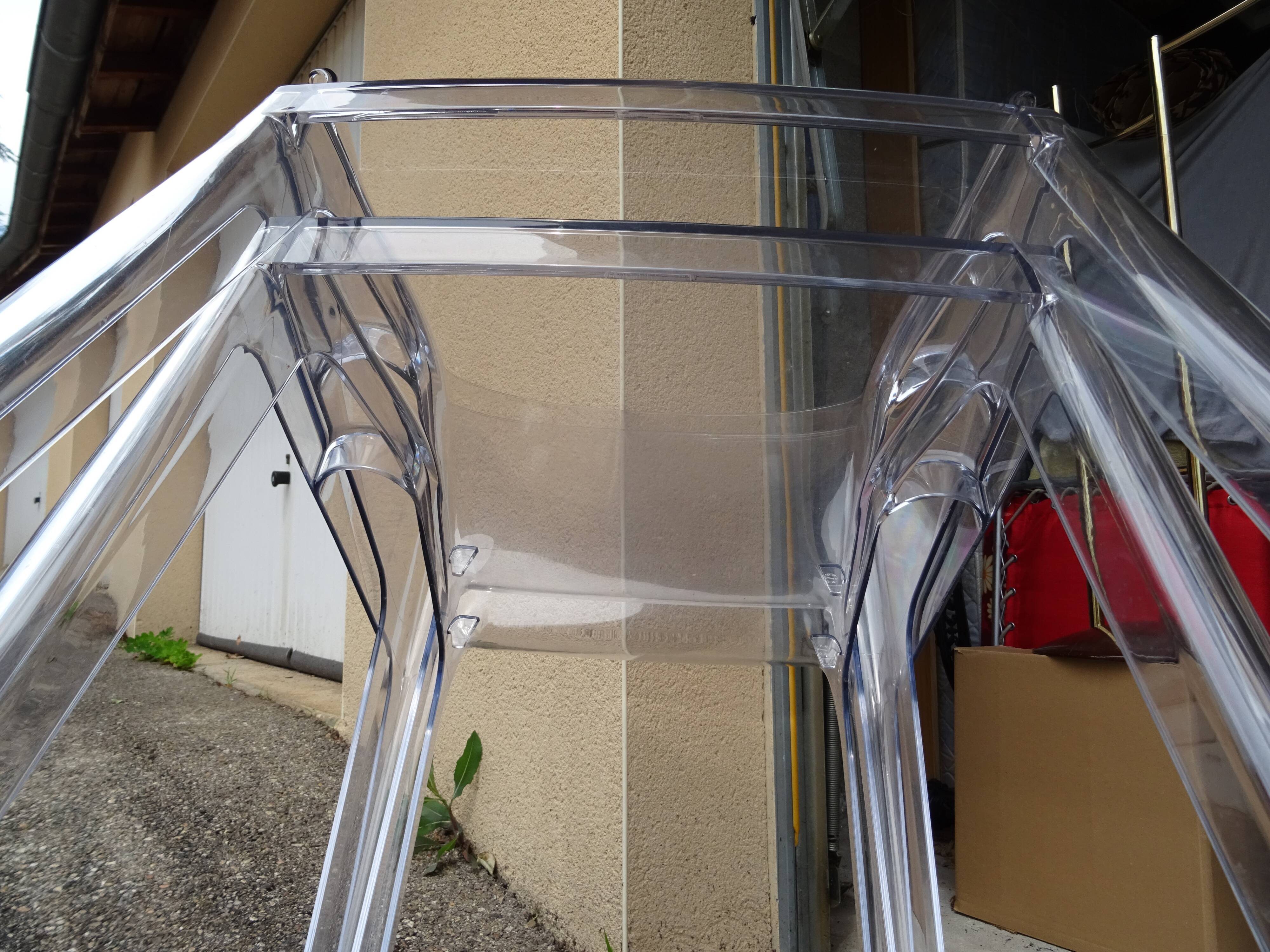 Pair of Tulipano armchairs in transparent plexiglass design Giovannoni