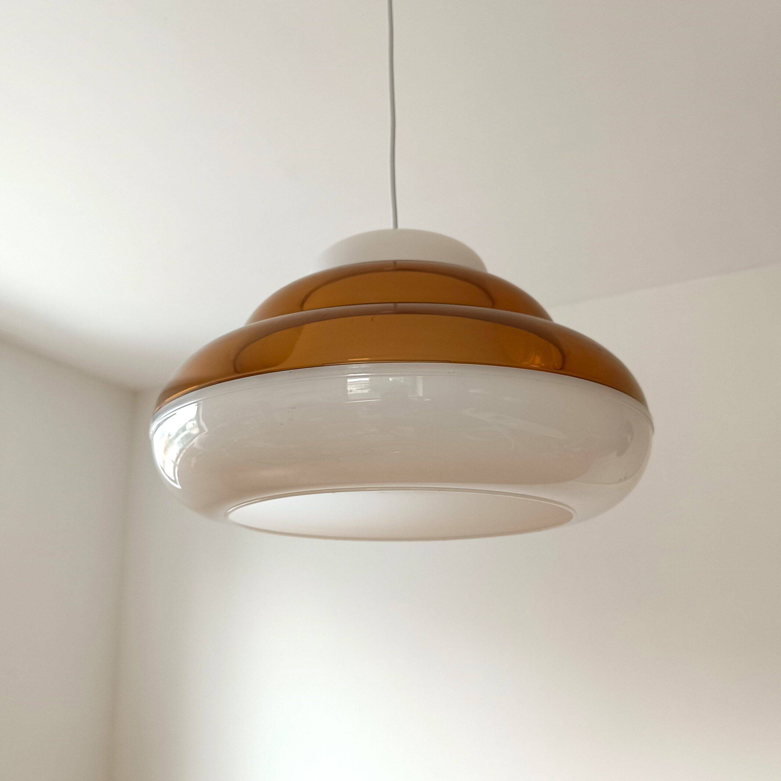 Space age pendant lamp – Massive