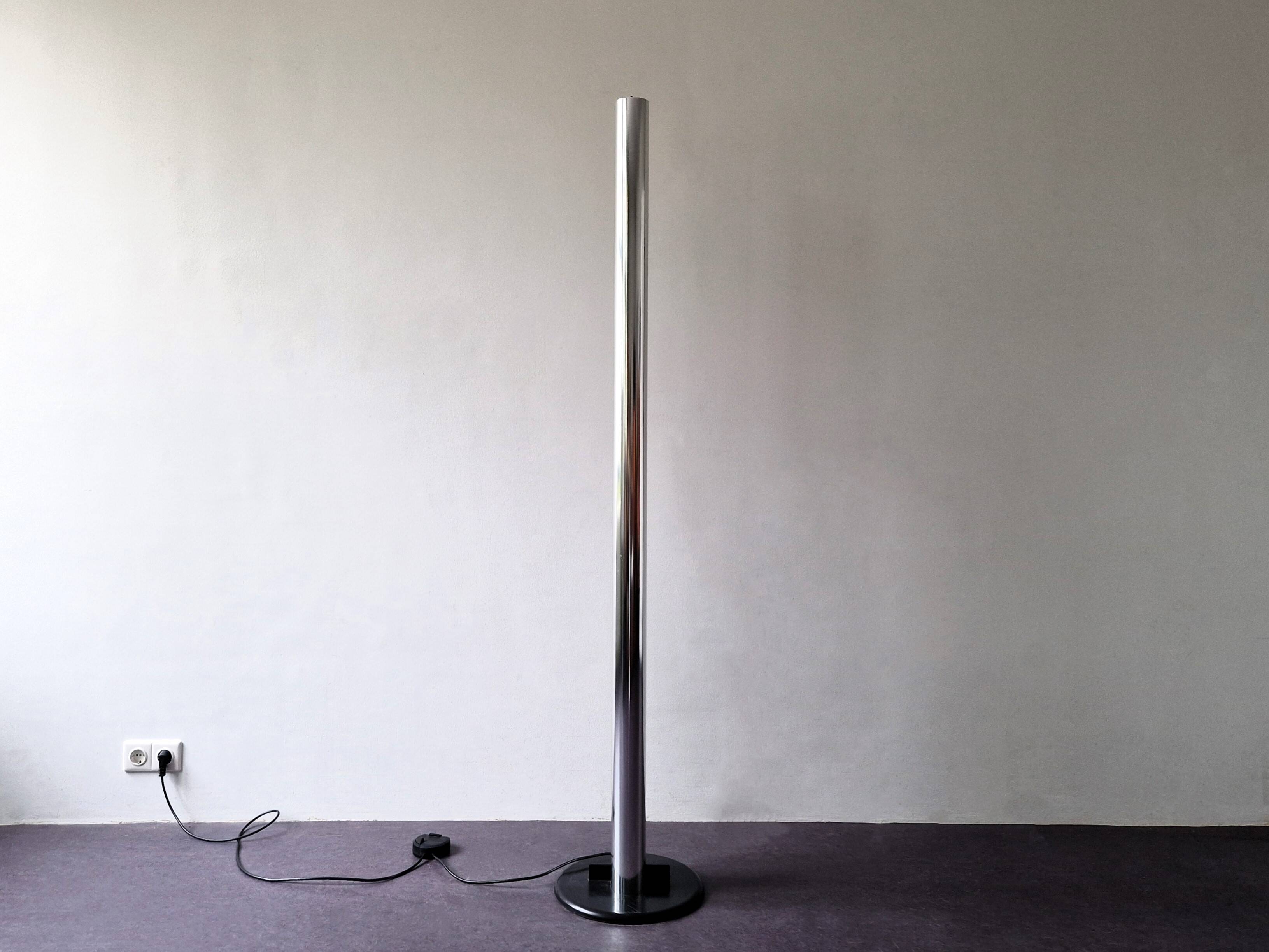 Early edition Megaron floor lamp by Gianfranco Frattini for Artemide, Italy 1979