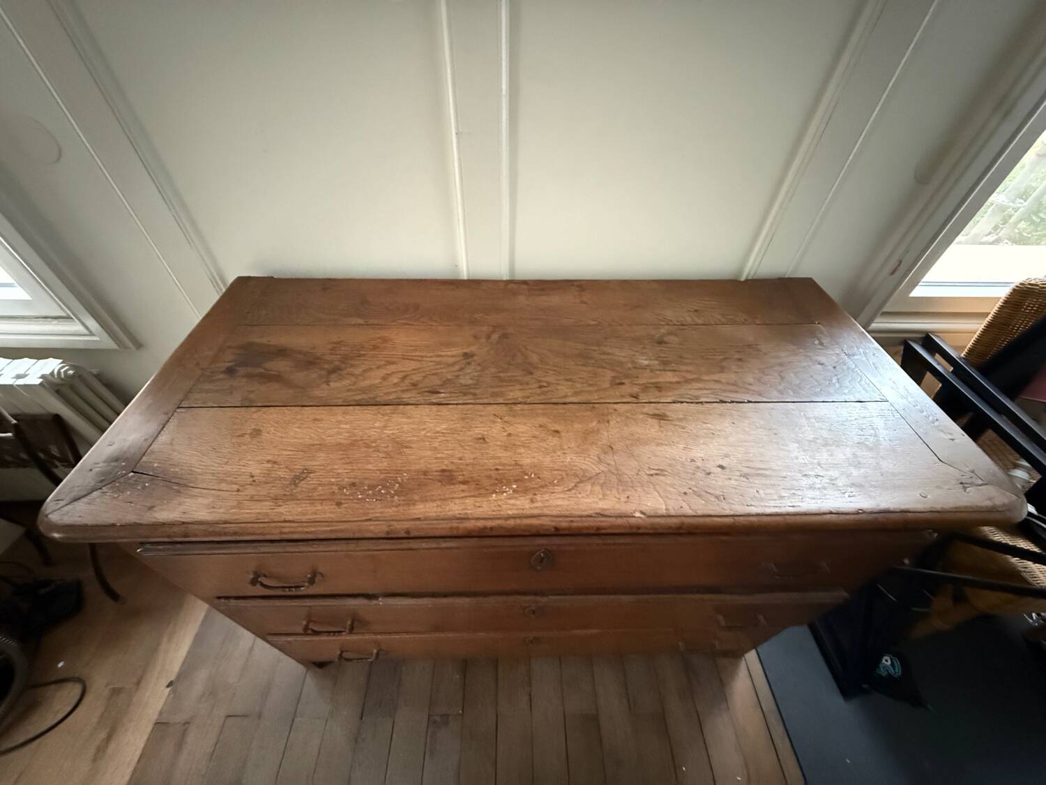 Large Louis-Philippe chest of drawers in solid oak - 140 cm