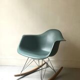 Eames Plastic Armchair RE RAR rocking chair design, Vitra edition.