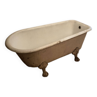 Bathtub