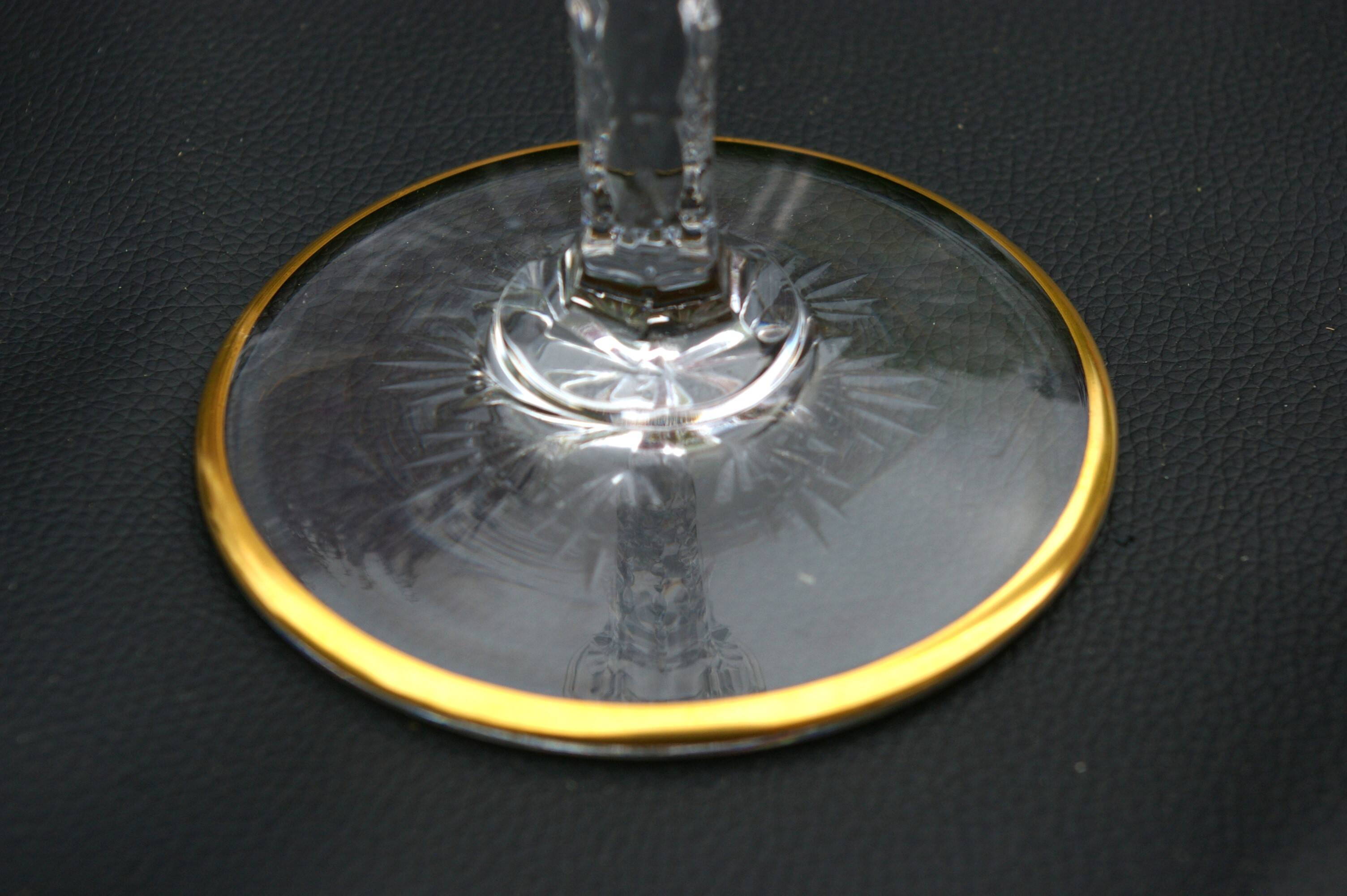 ST LOUIS Excellence - 4 large gold cut crystal wine glasses - H 22.4