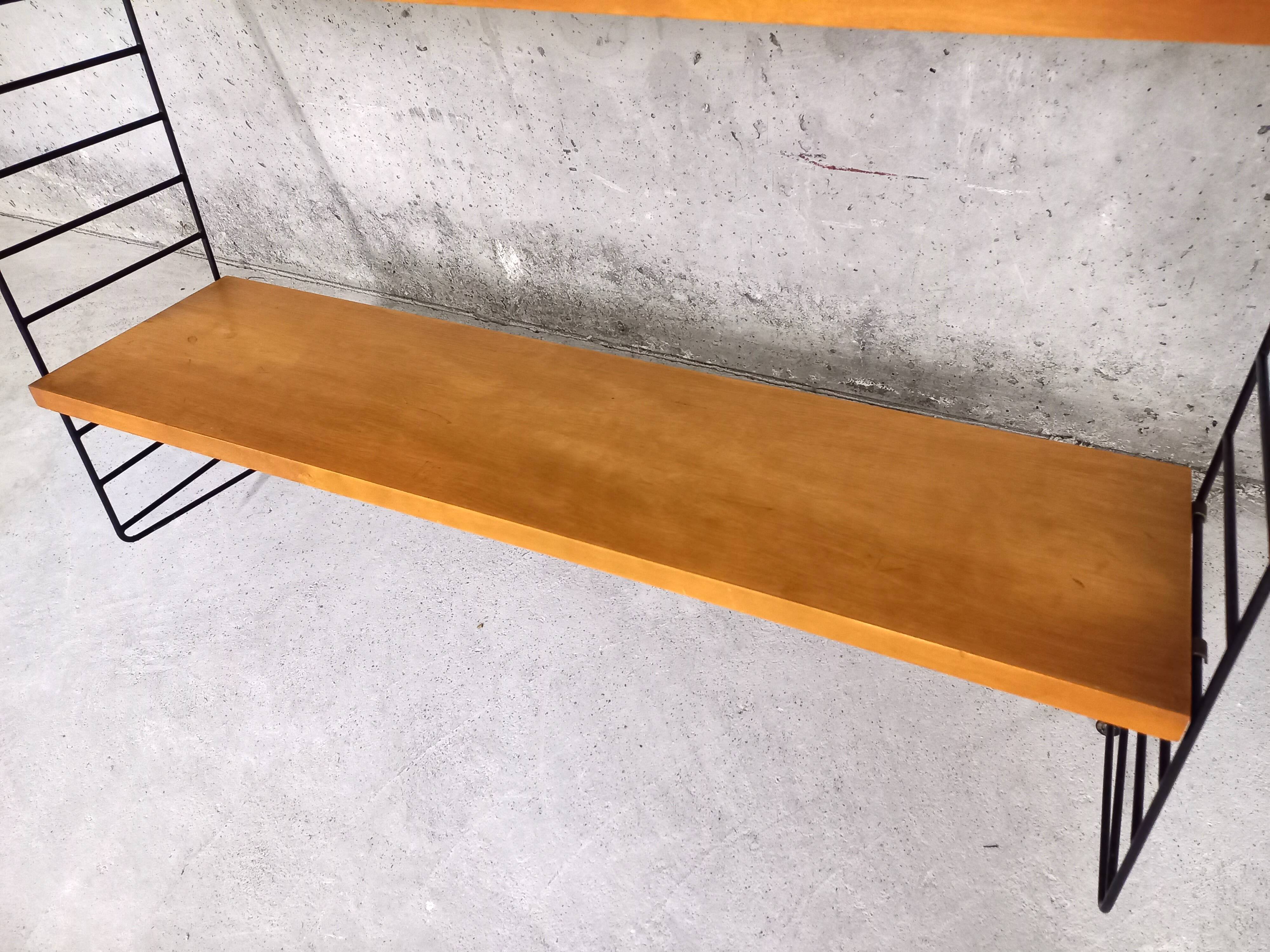 Vintage wall shelf in cherry and black metal Style String Tomado