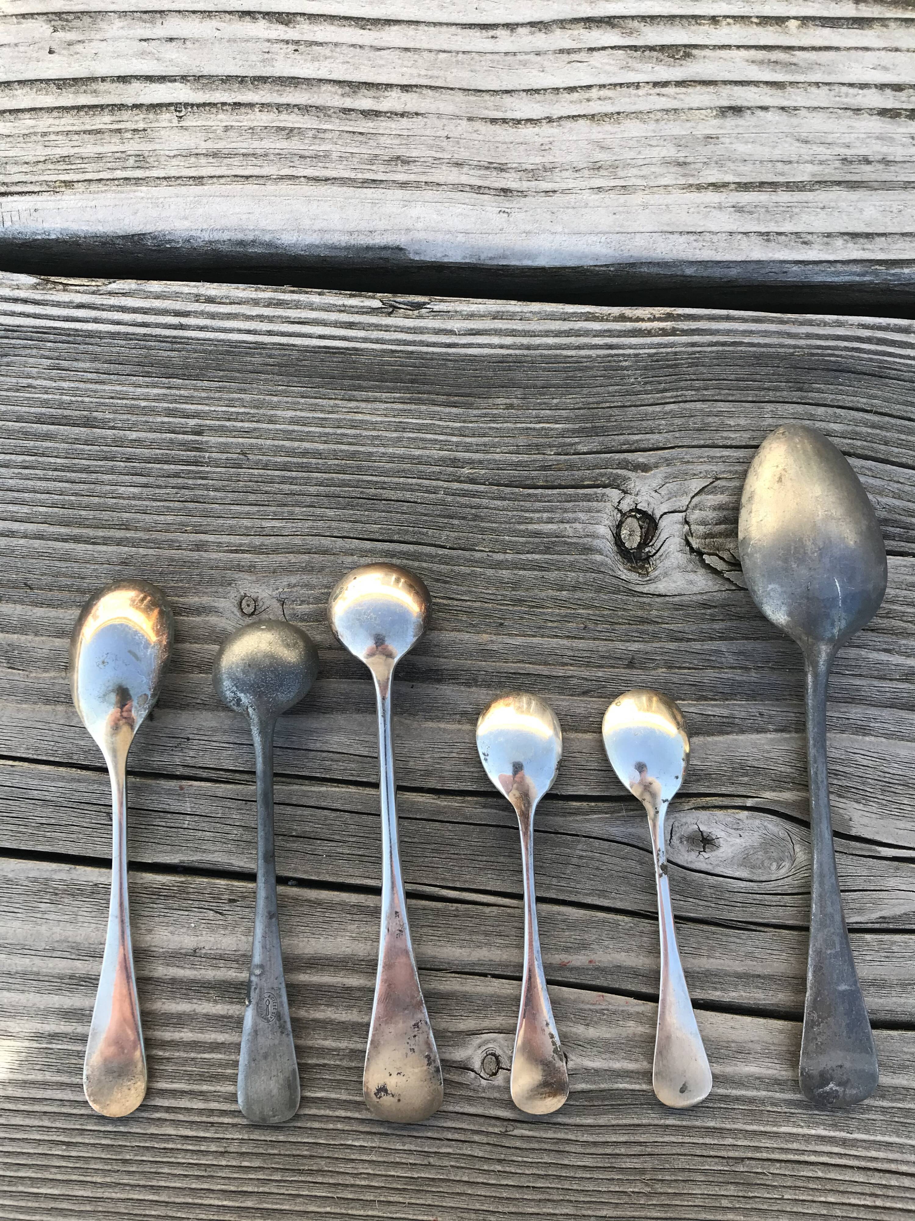 Set of 6 vintage spoons