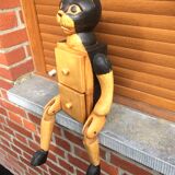 The cat puppet articulated wardrobe