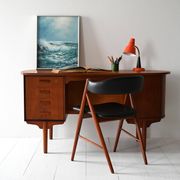 Scandinavian oval desk in teak from the 1960s.