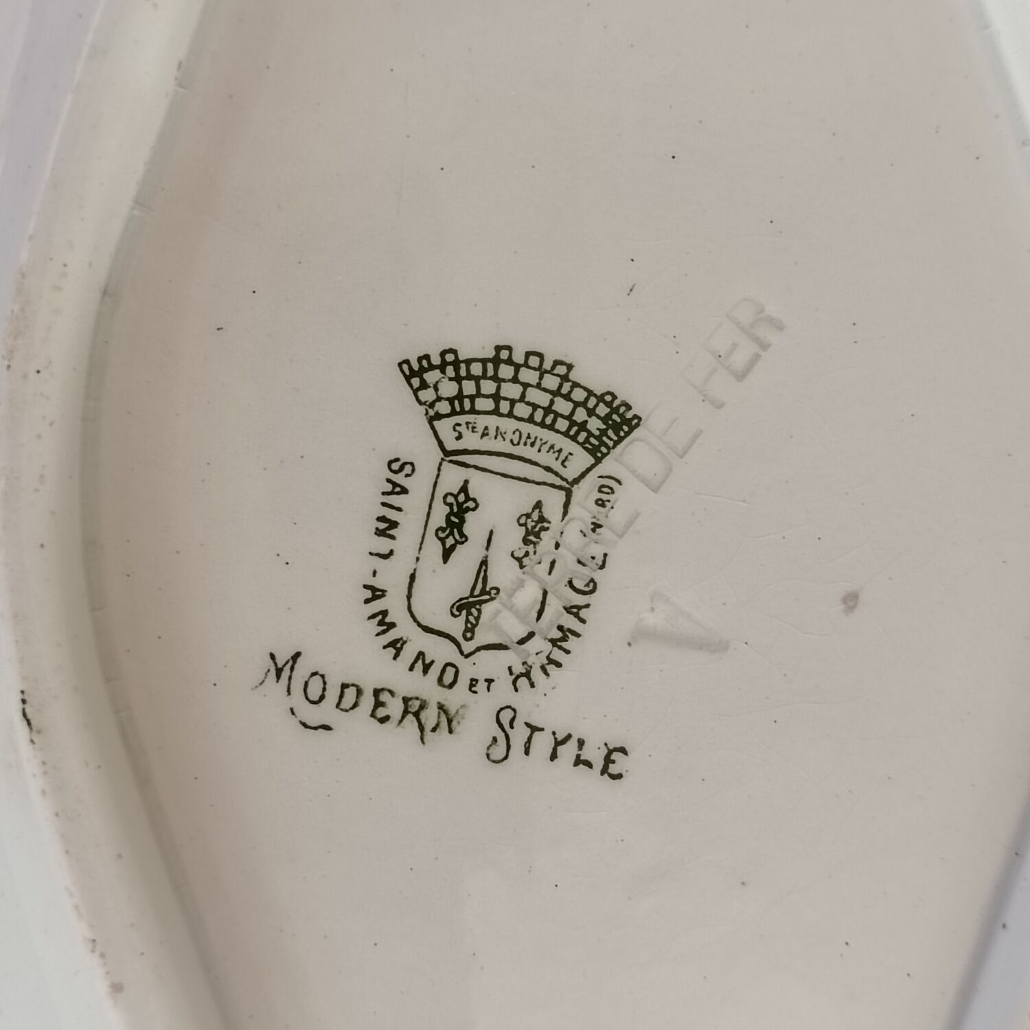 Tureen and ravier Saint Amand and Hamage