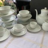 Ensemble tasses théière et pot à lait