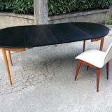 Expandable round dining table 2m46