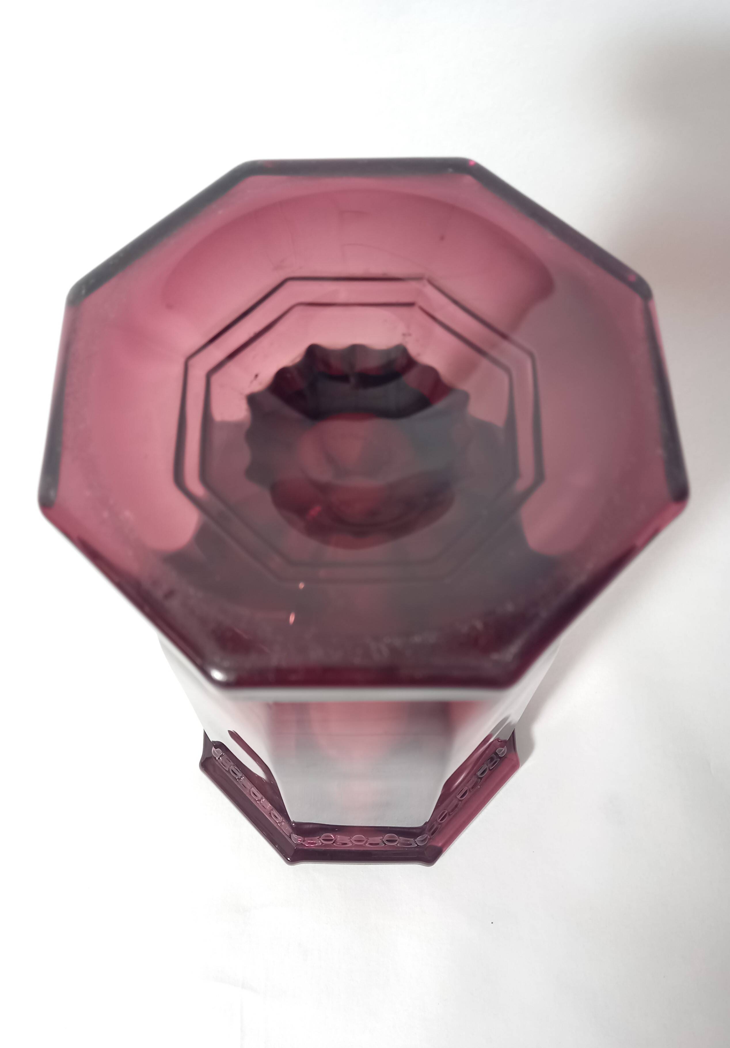 Large art deco vase in amethyst glass from luxval - val saint lambert