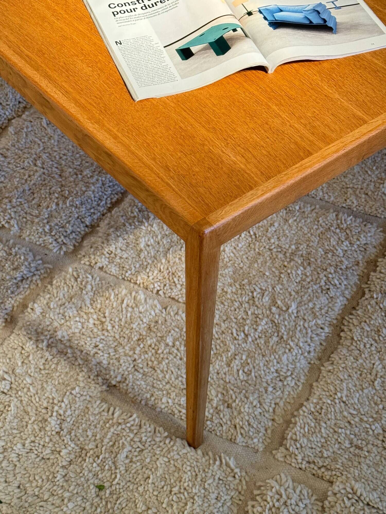Vintage Scandinavian coffee table in golden oak "Evie"