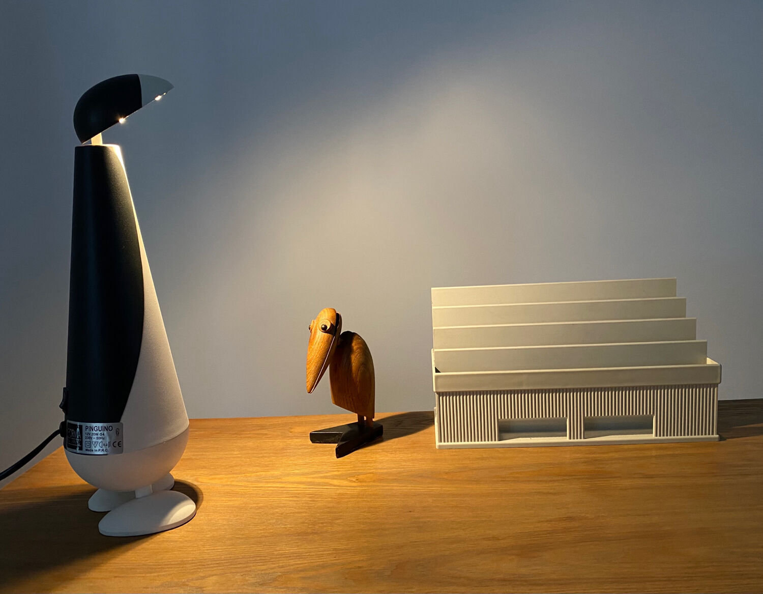 Pinguino Forma Lightning desk lamp vintage 90s