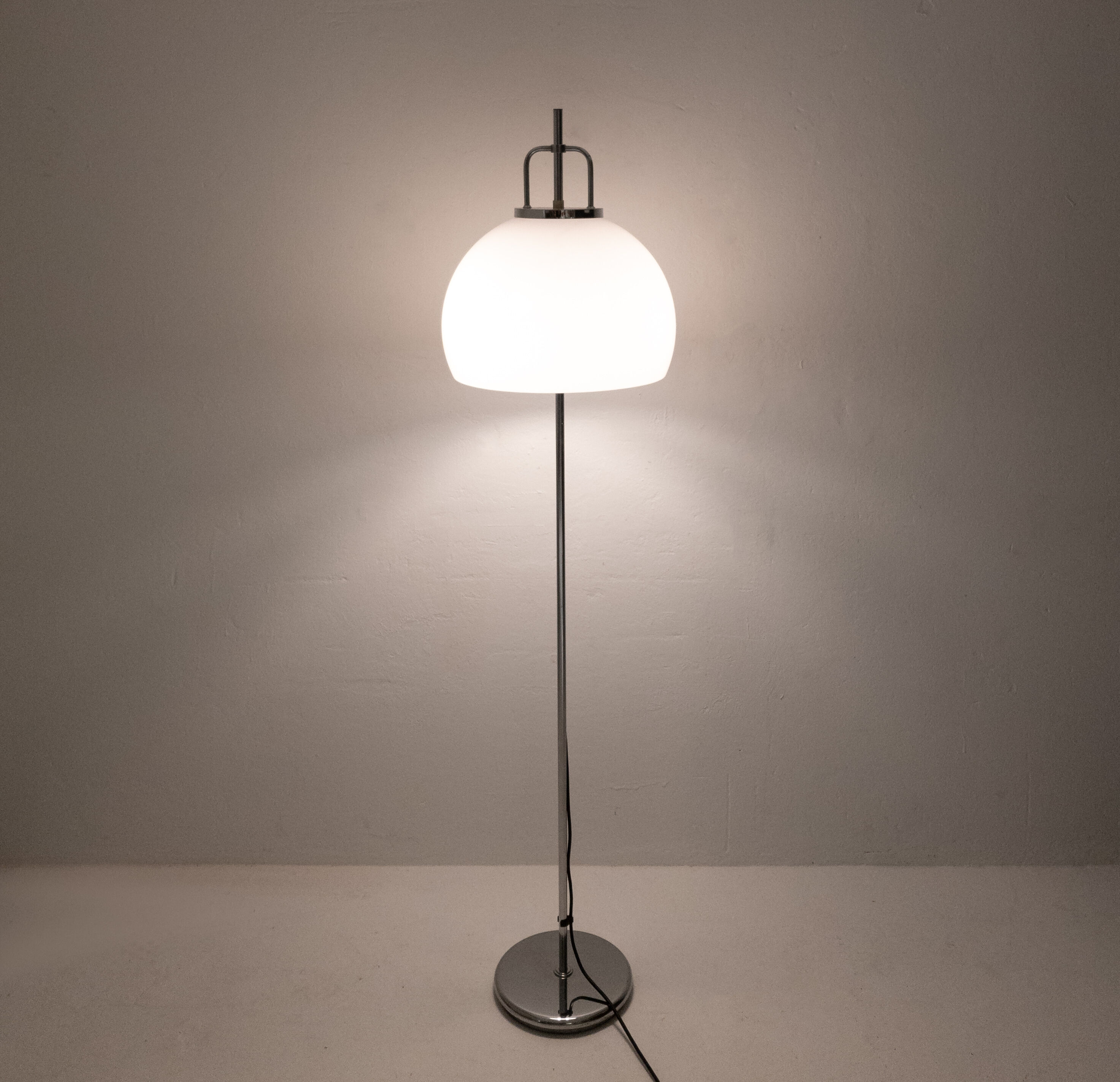 Lampadaire réglable Harvey Guzzini