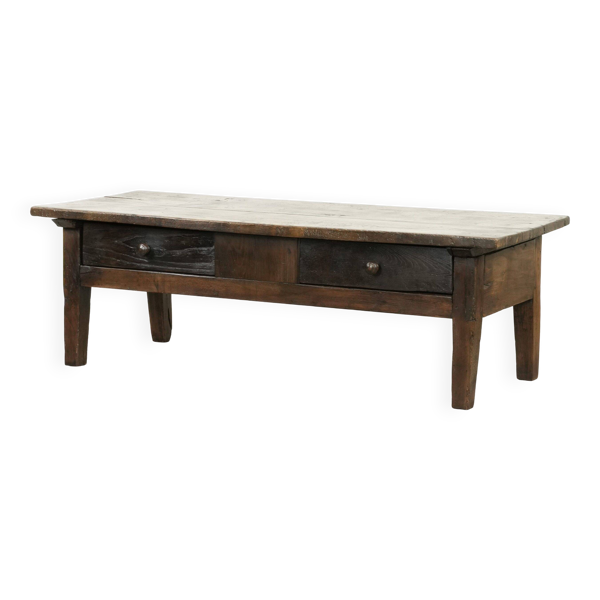 Table basse antique du XVIIIe siècle en bois de châtaignier, d'Europe du Sud.