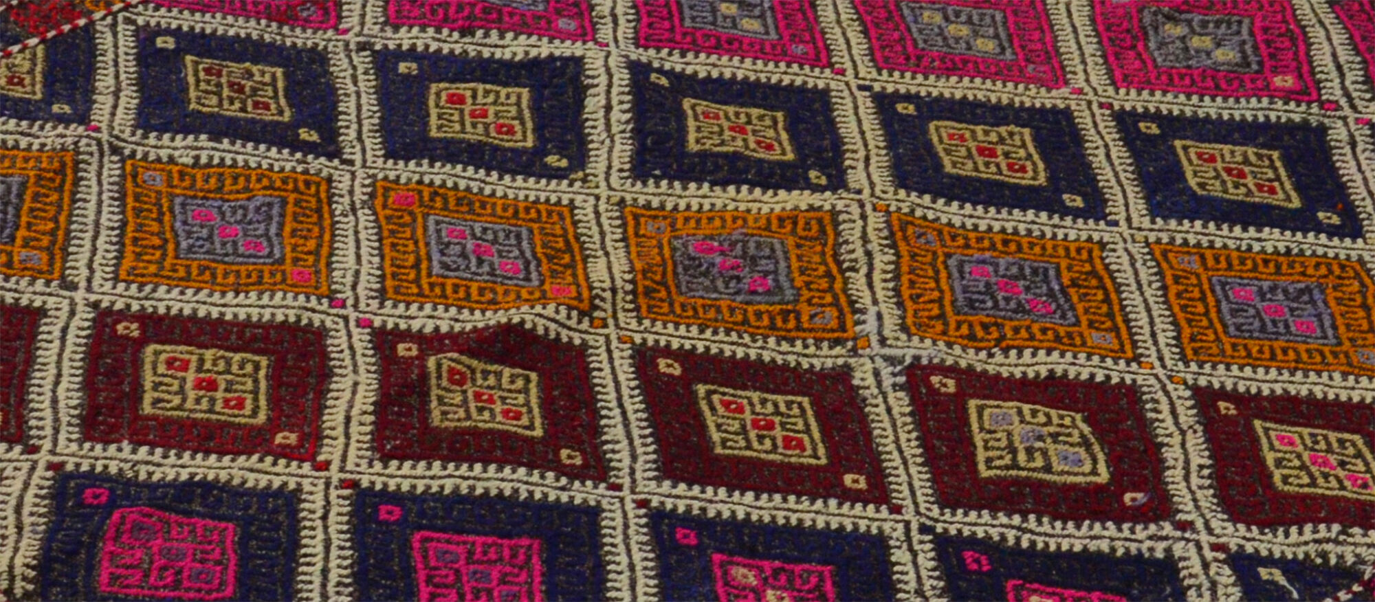 Anatolian handmade kilim rug 175 cm x 163 cm