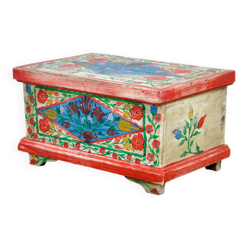petit coffre d'art populaire, vers 1950