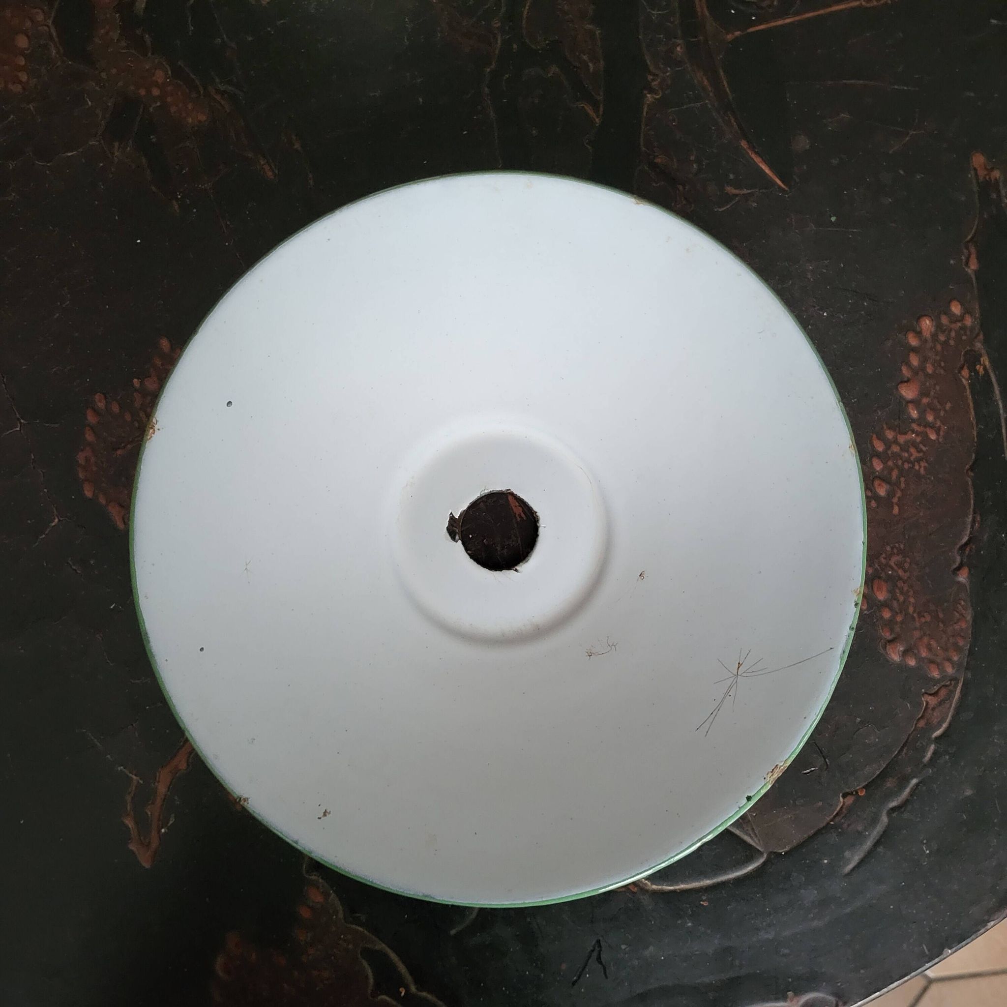 Abat jour en tôle émaillée vert