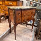 Small Transition style chest of drawers
