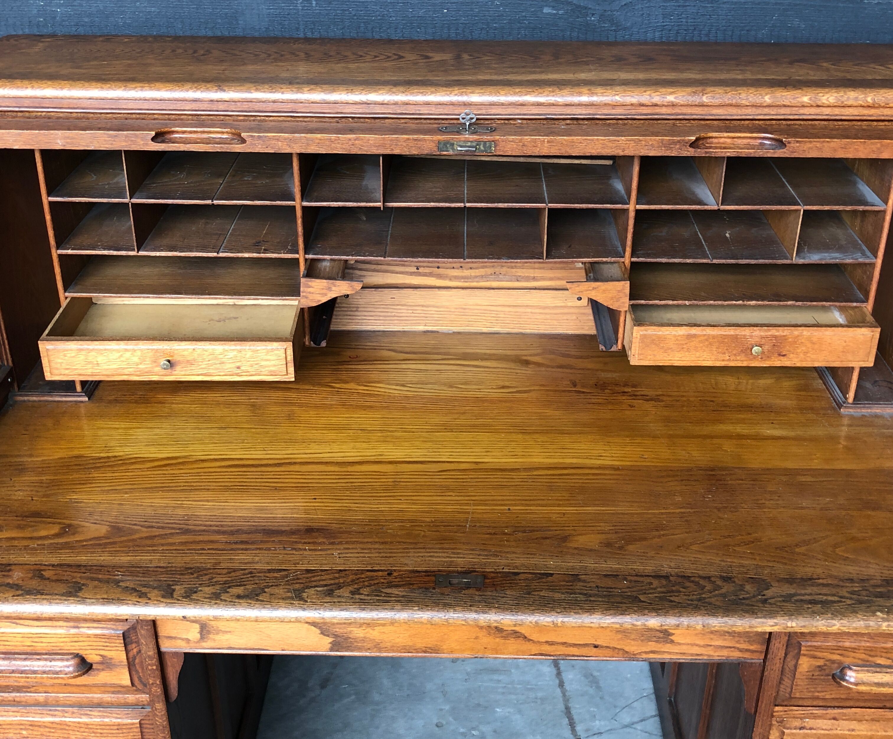 U.S. desk