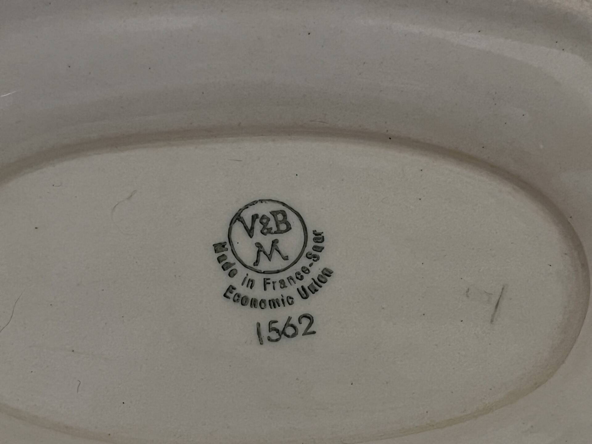 Villeroy & Boch old sauce boat