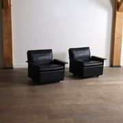 Pair of Dieter Rams Model 620 lounge chairs black leather for Vitsoe 1980s