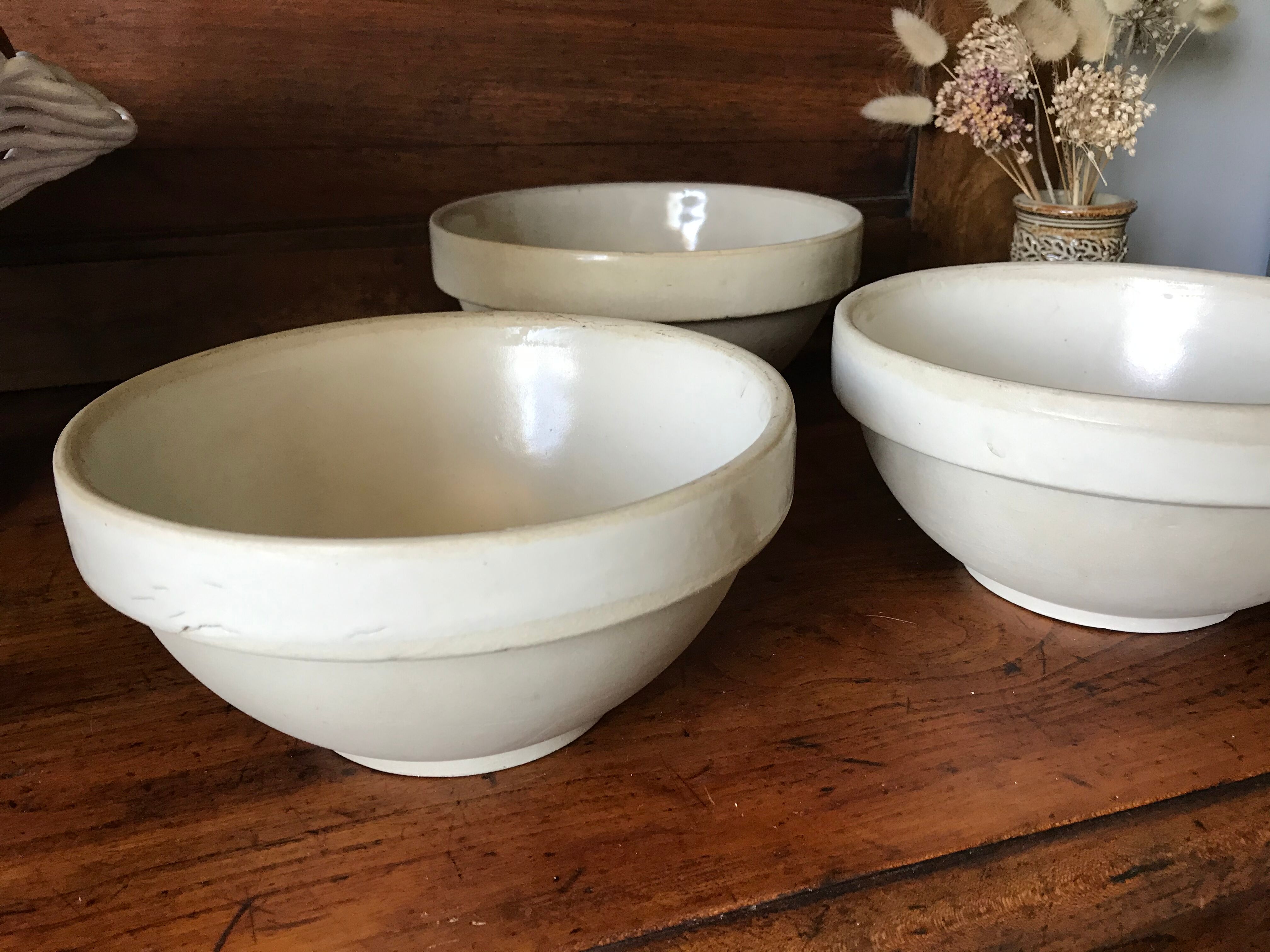 Verified sandstone salad bowls