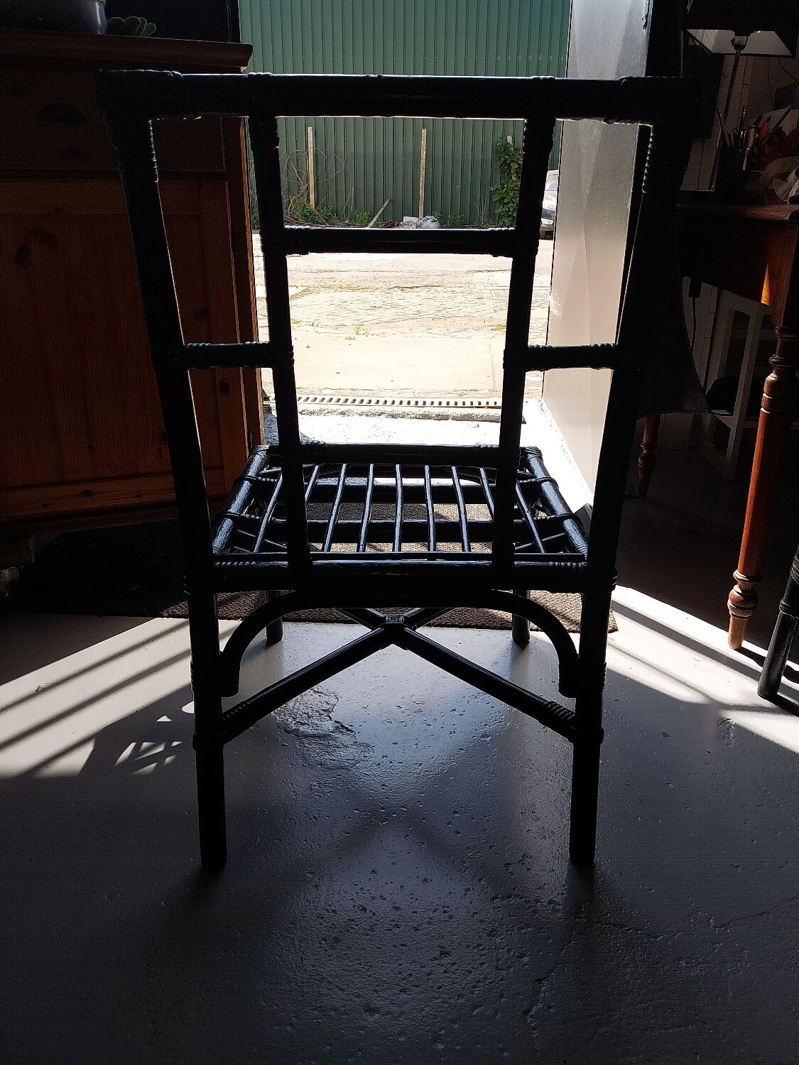 4 fauteuils en rotin noir