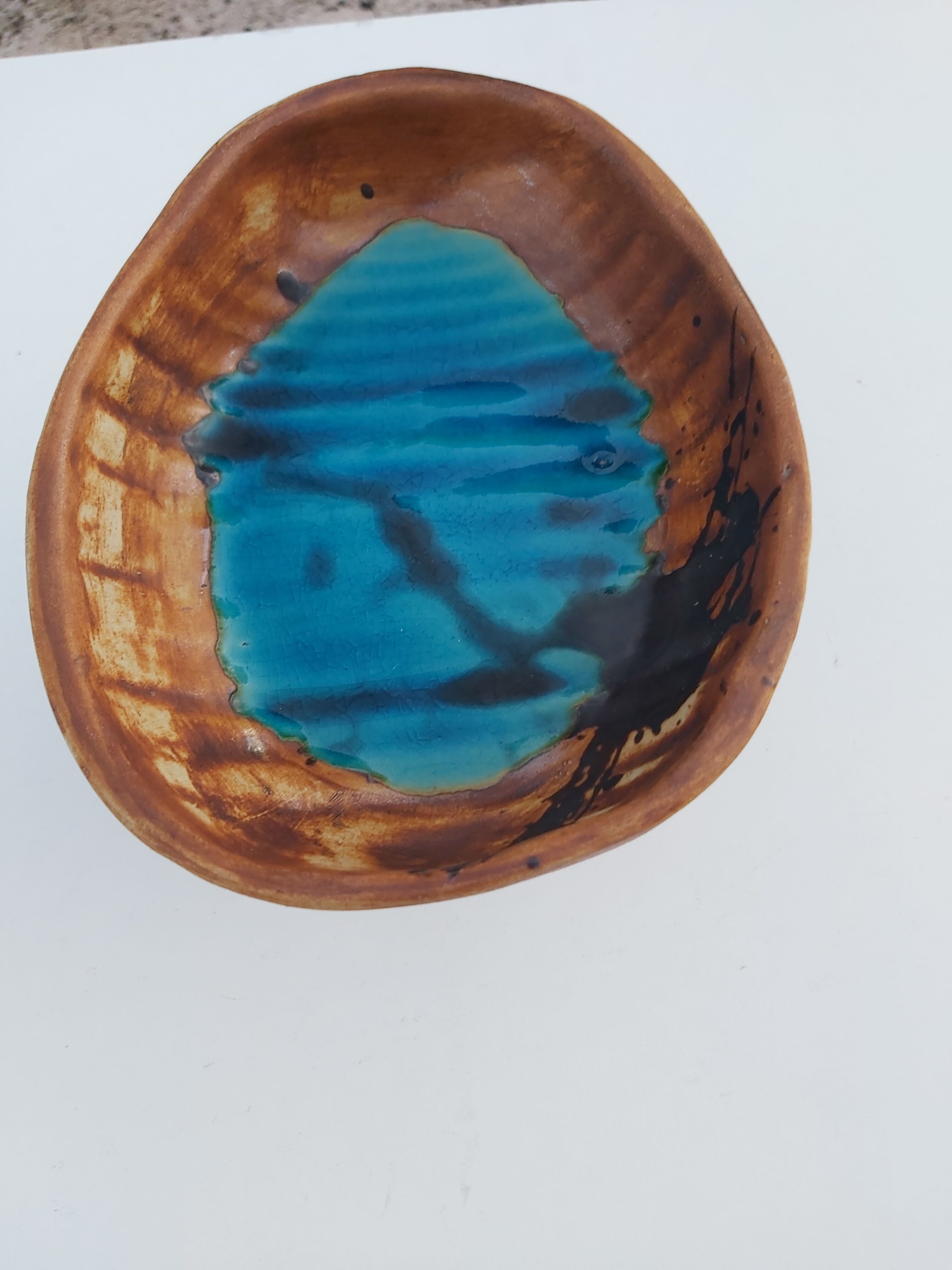 Enamelled sandstone cup Pottery of La Colombe