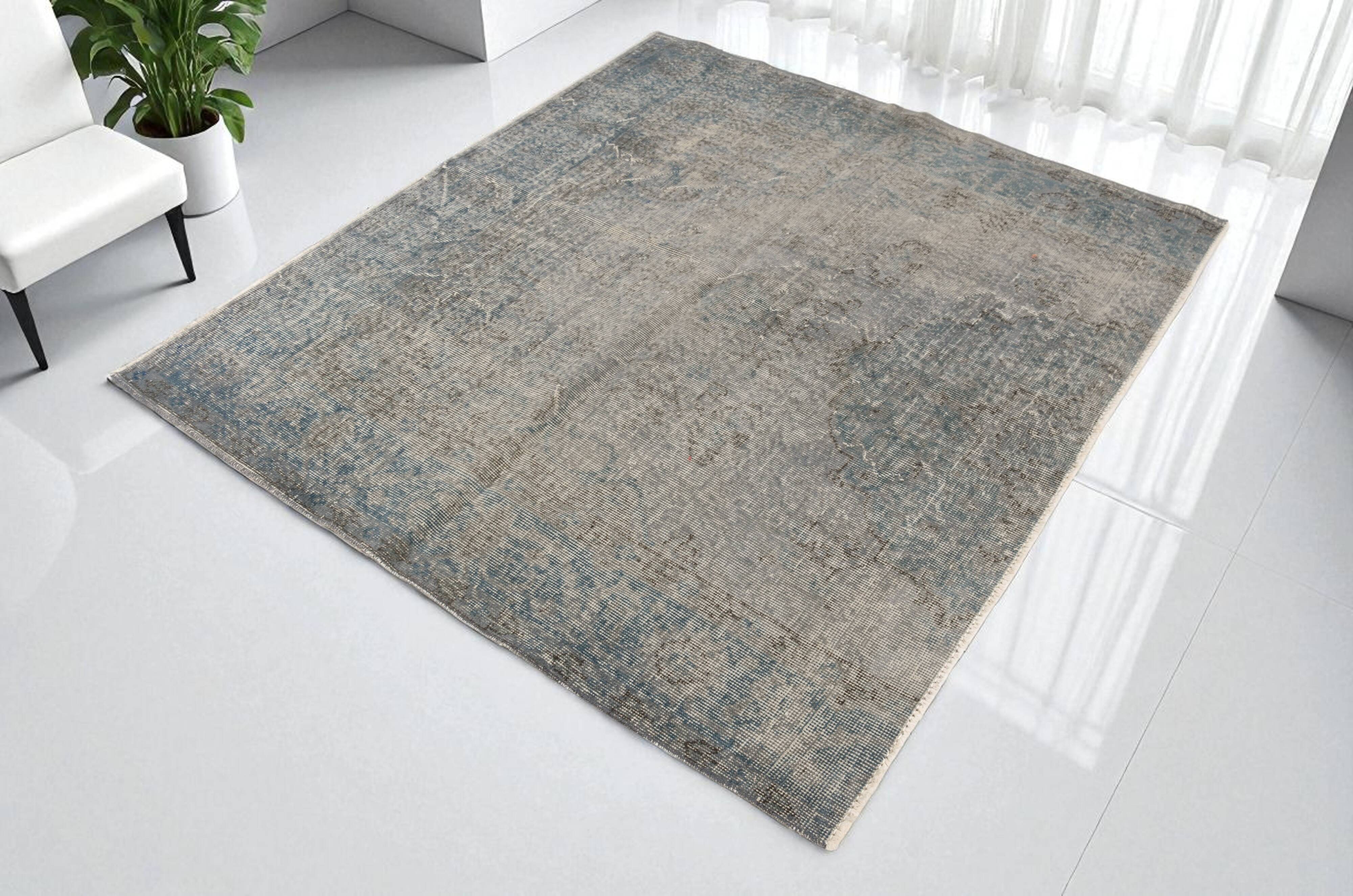 Small Vintage Decorative Rug sku 1095