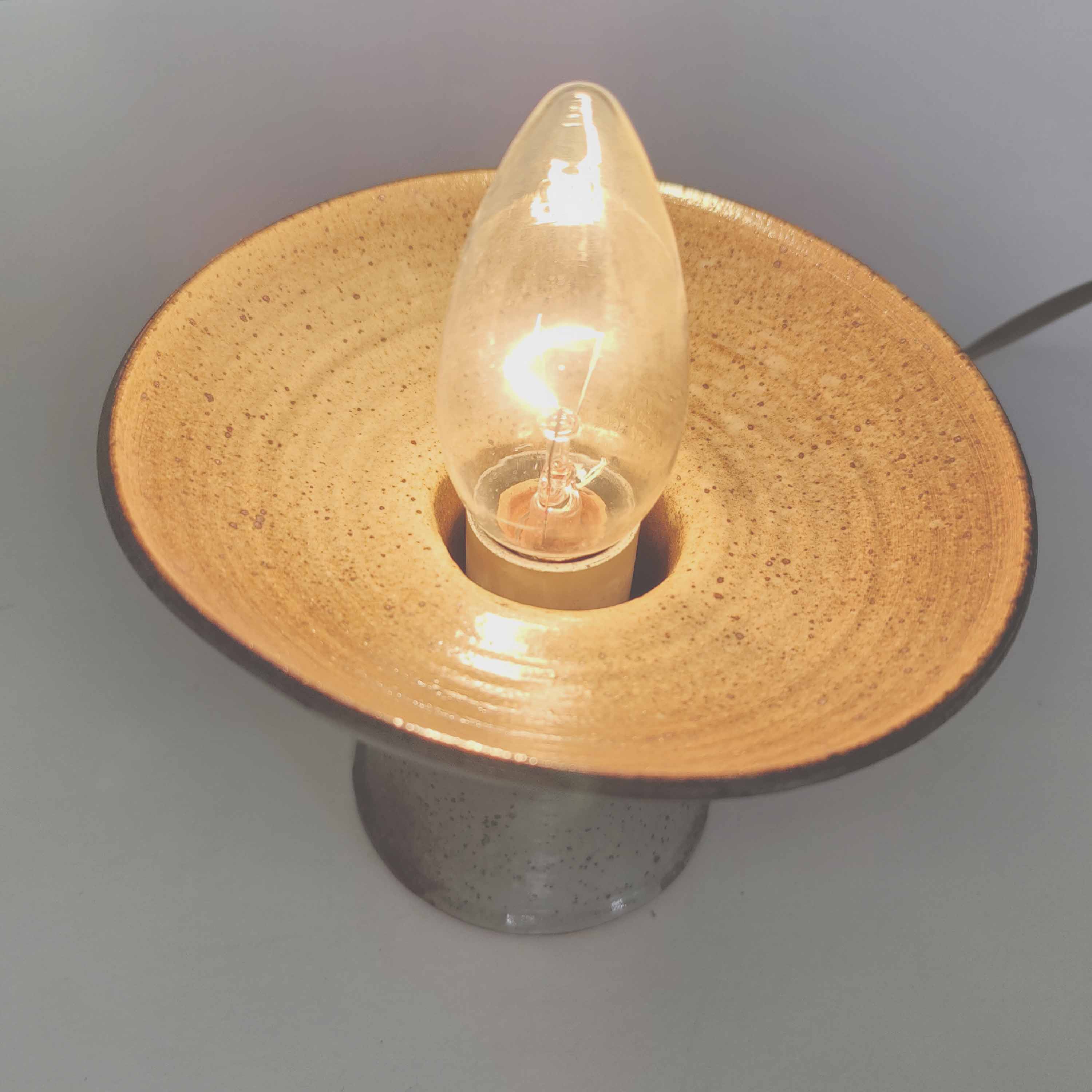 Stoneware candle holder lamp