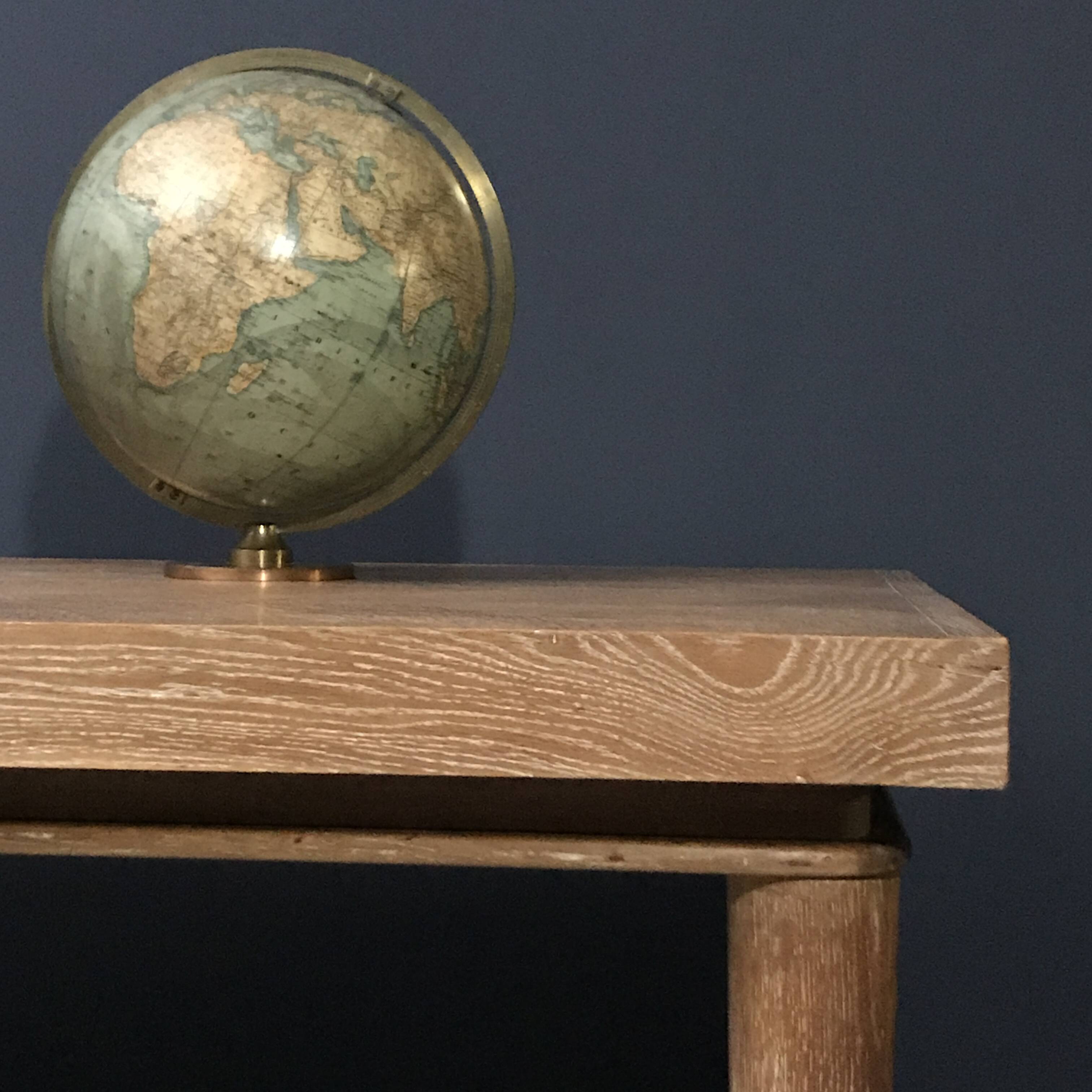 French Art Deco Expandable Oak Table, 1980s