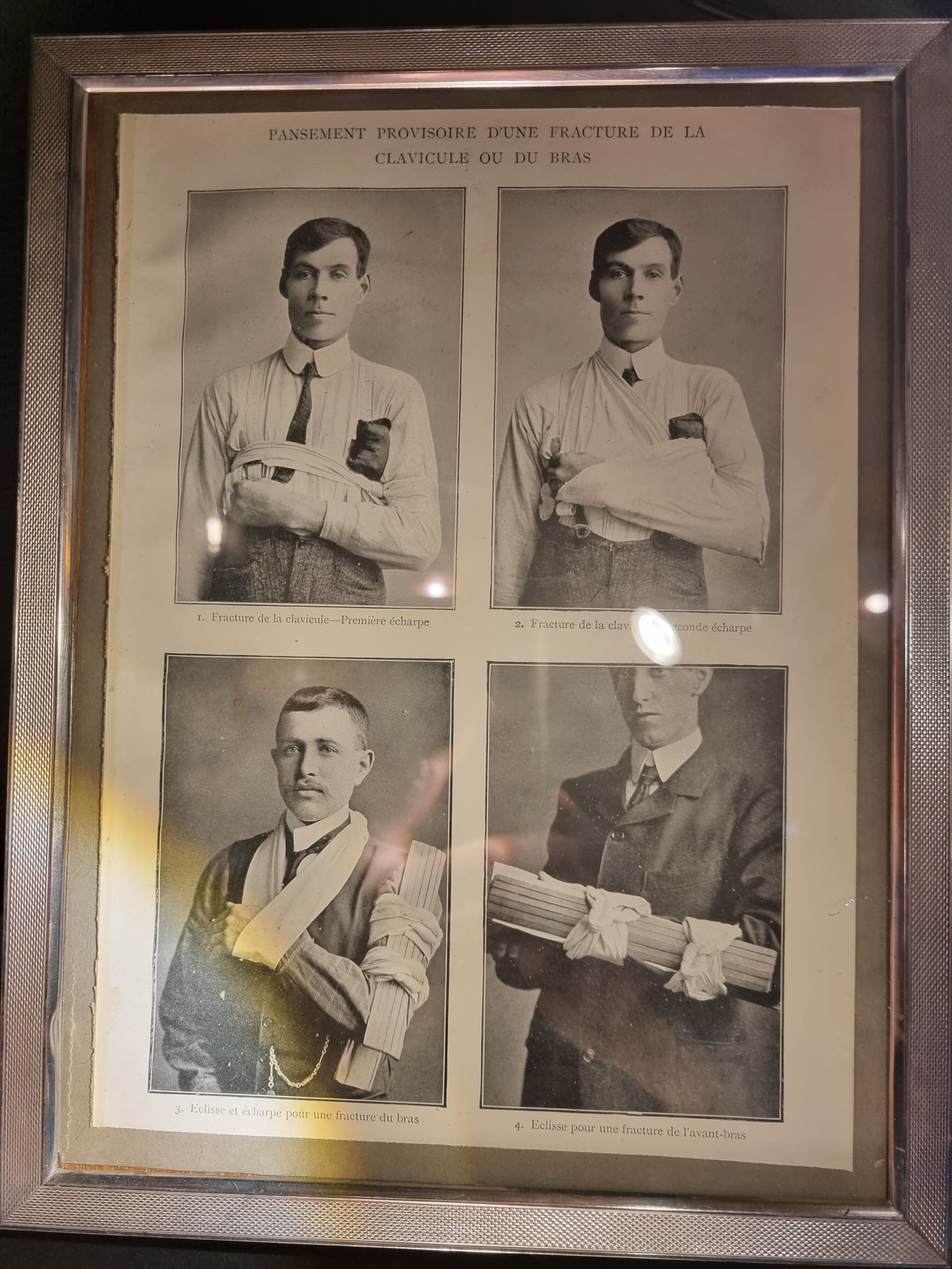 Photo frame medicine early XXth