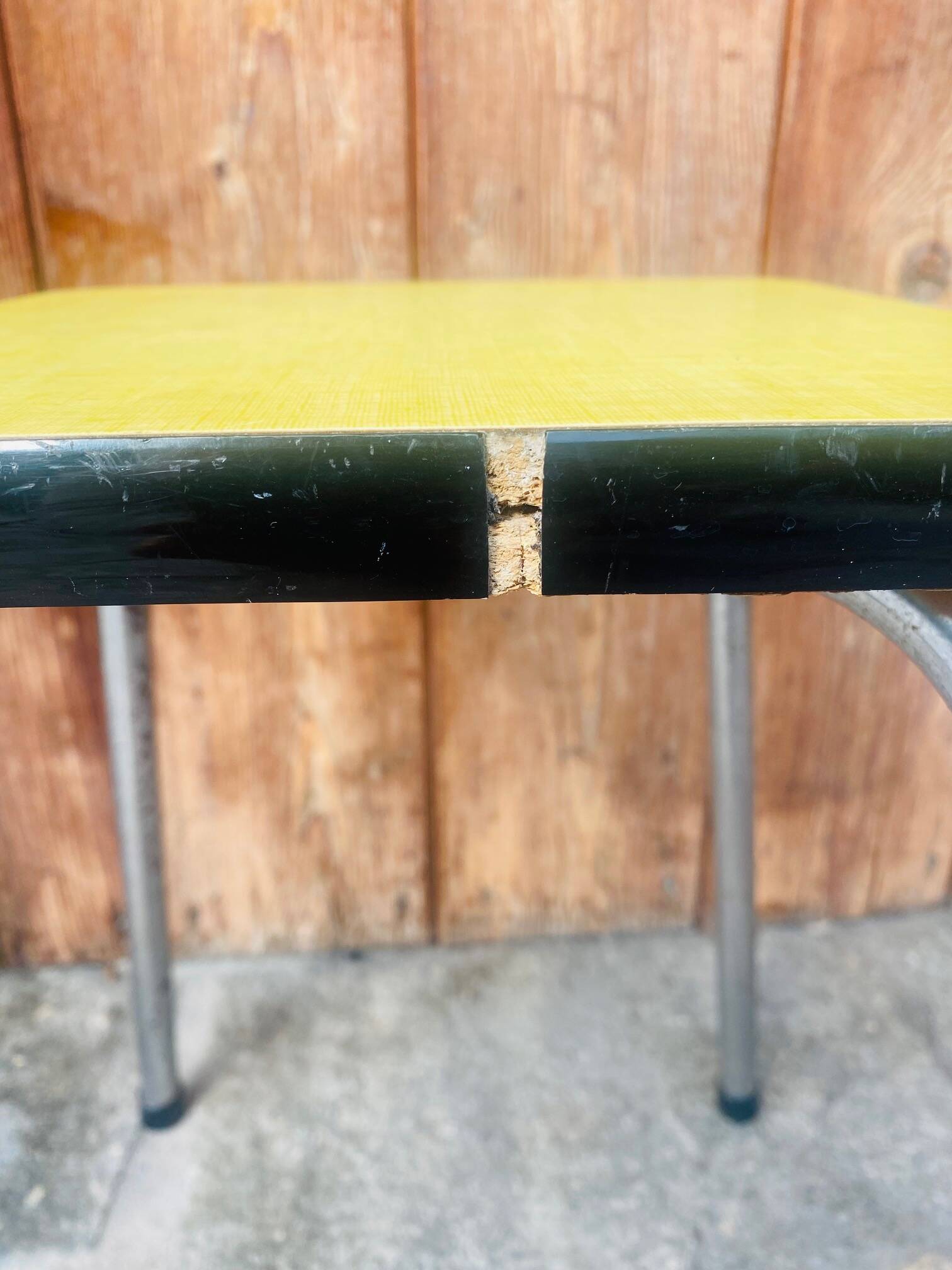 Set of 2 yellow Formica stools