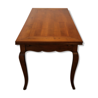 Extensible cherry table