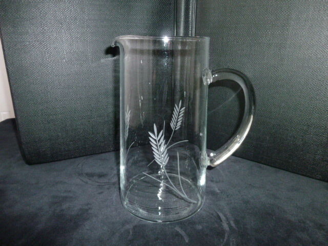 Carafe à eau pichet en verre gravé 1.4 l