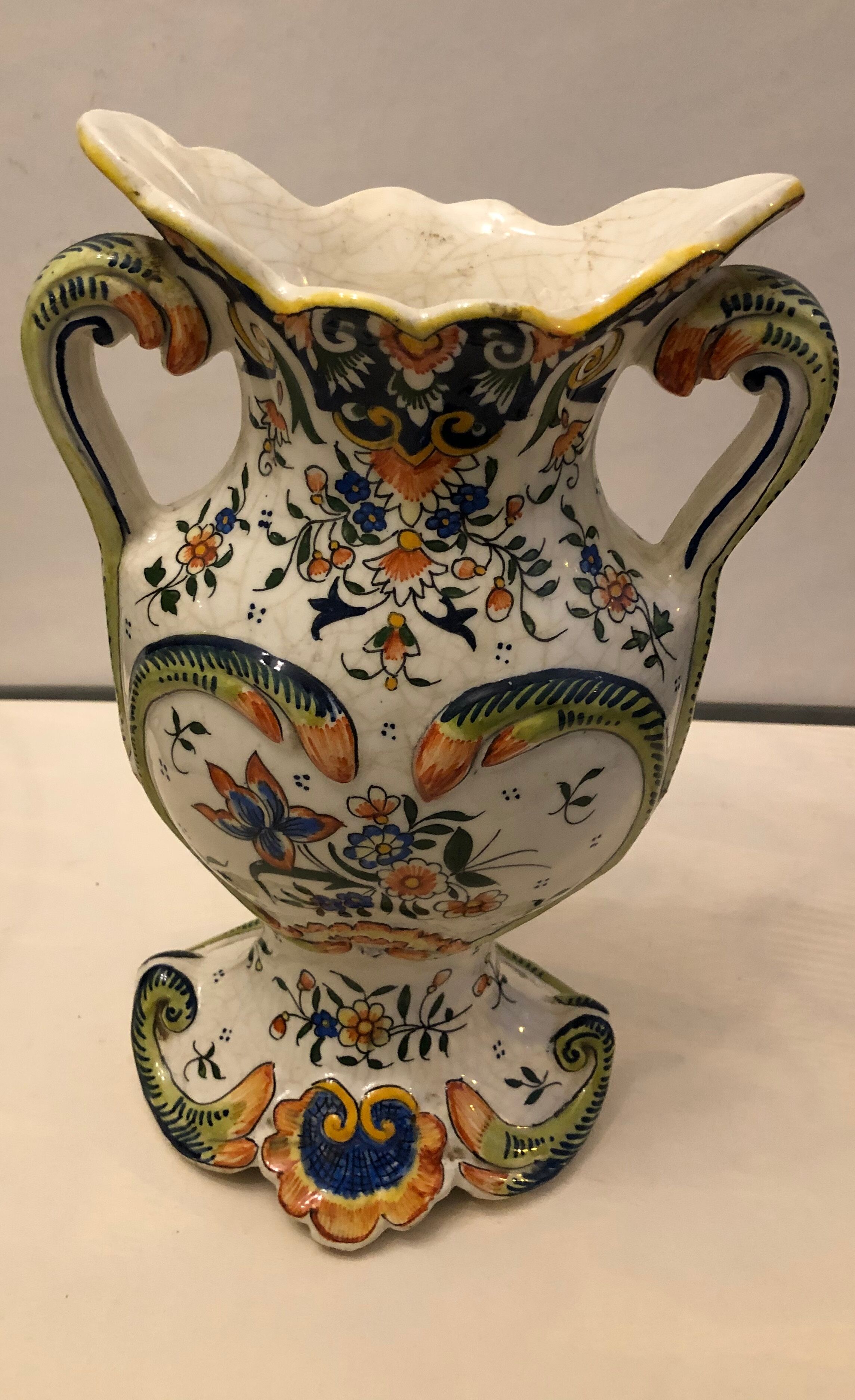 Vase in dabbling