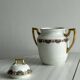 Sucrier en porcelaine de Limoges Vignaud.