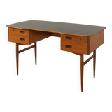 Free-Standing Desk by Musterring